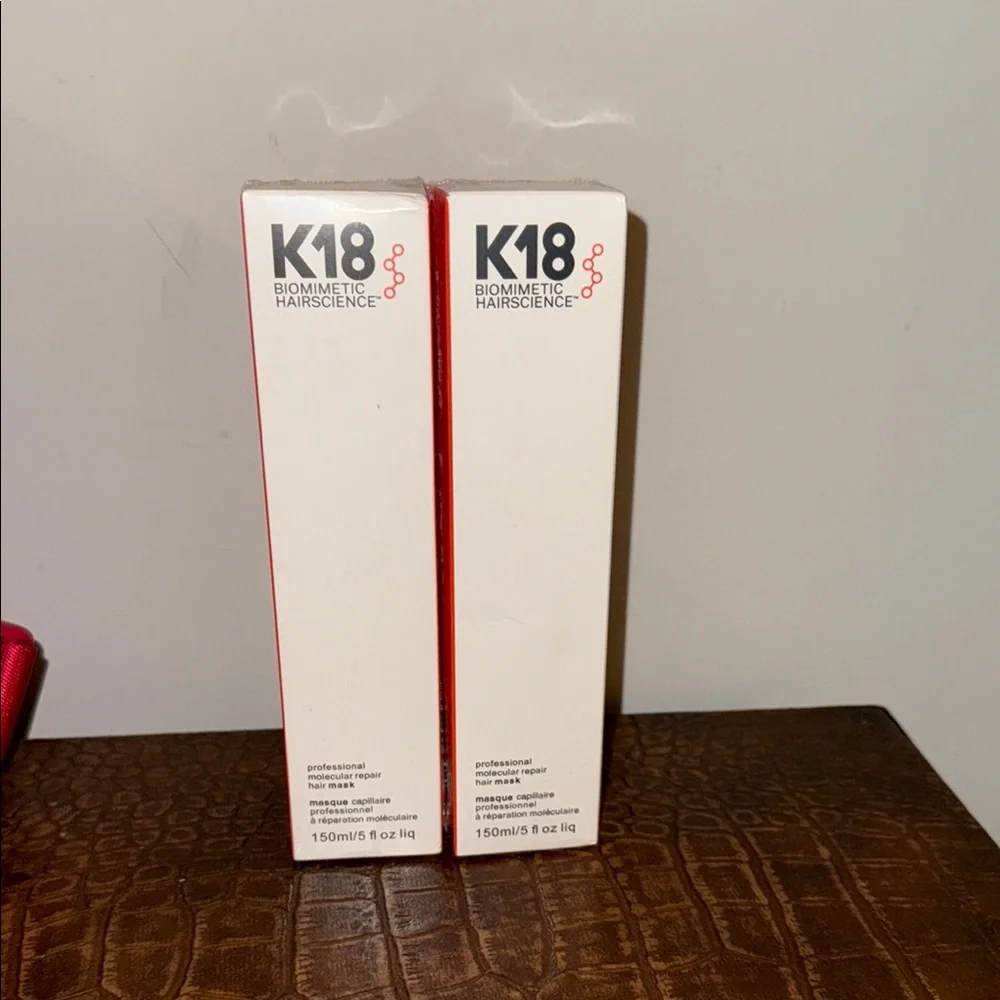 Limited offer 🚨🚨Biomimetic Hairscience Professional Hair Mask - White and Red